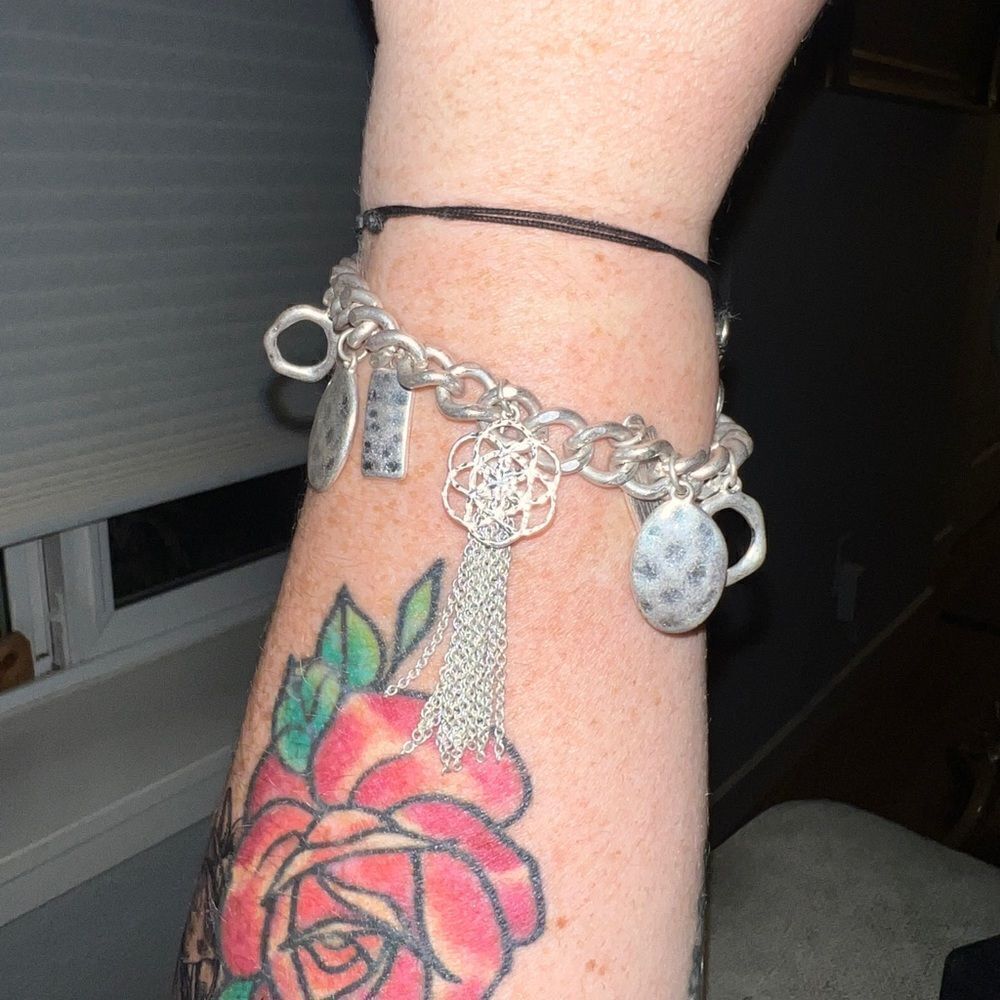 Beautiful silver plated charm bracelet - Picture 5 of 8